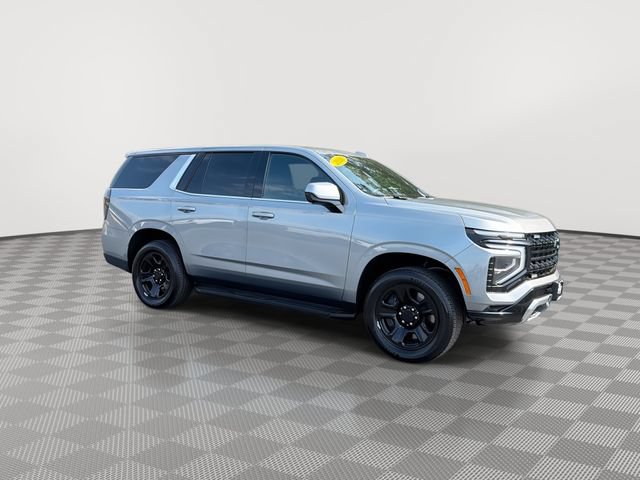Used 2025 Chevrolet Tahoe 4WD image 13
