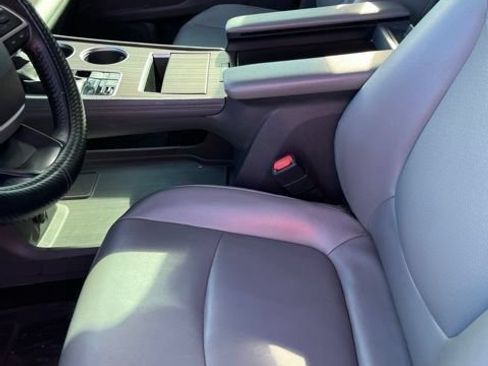 Used 2021 Toyota Sienna XLE FWD image 6