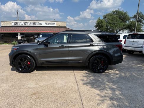 Used 2020 Ford Explorer ST w/ ST Street Pack AWD/4WD image 4