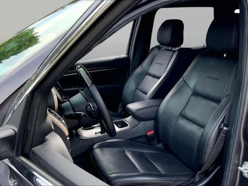 Used 2014 Jeep Grand Cherokee Summit RWD image 8