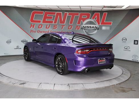 Used 2023 Dodge Charger Scat Pack w/ Harman/Kardon Audio Group RWD image 4
