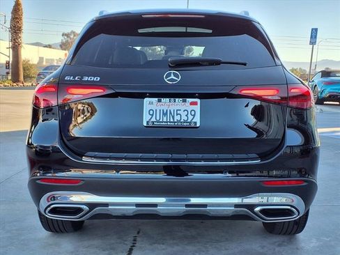 Used 2025 Mercedes-Benz GLC 300 image 22