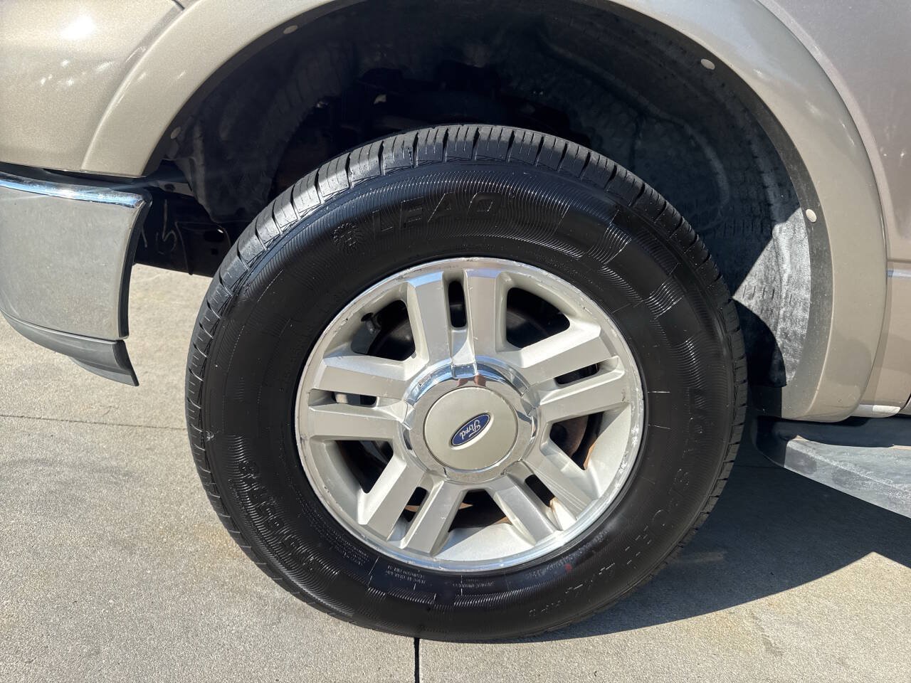Used 2004 Ford F150 Lariat AWD/4WD image 23
