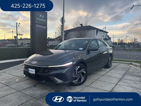 Certified 2025 Hyundai Elantra SEL image 1