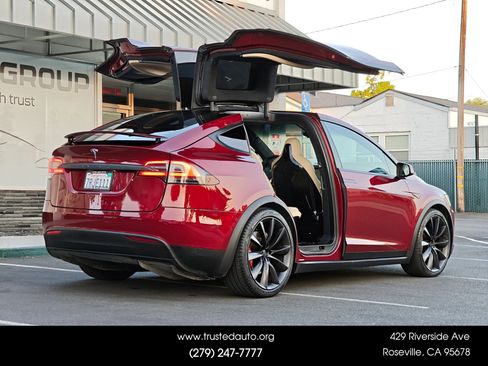 Used 2016 Tesla Model X Performance AWD/4WD image 18