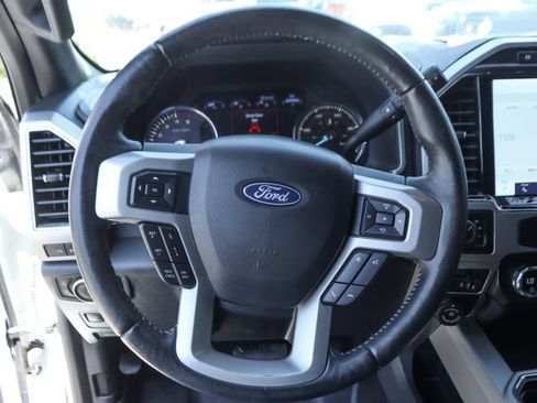 Used 2022 Ford F250 Lariat w/ Black Appearance Package AWD/4WD image 21