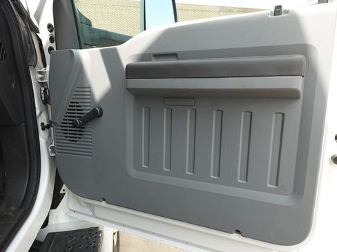 Used 2023 Ford F650 2WD Regular Cab Super Duty image 22