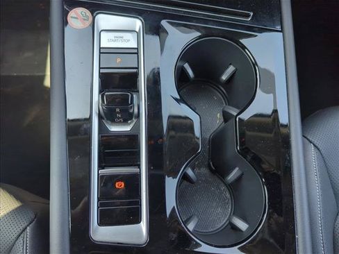 Used 2026 Volkswagen Atlas SE FWD image 29
