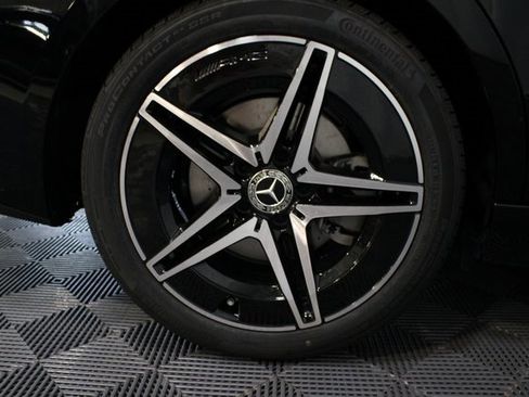 Used 2024 Mercedes-Benz C 300 4MATIC Sedan image 44