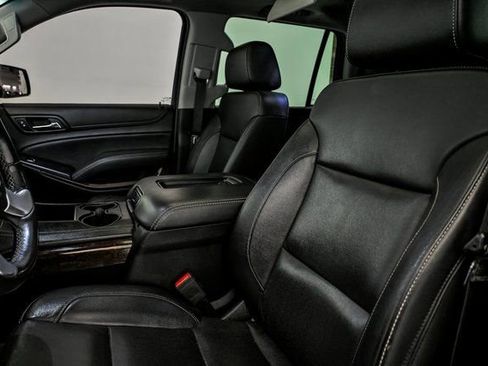 Used 2020 GMC Yukon SLT w/ Premium Edition image 14