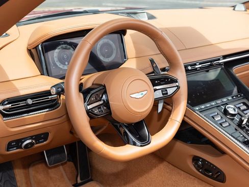 Used 2025 Aston Martin DB12 Convertible RWD image 21