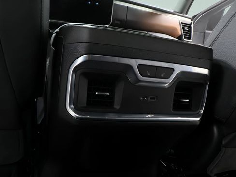 Used 2023 GMC Sierra 1500 Denali w/ Technology Package image 23