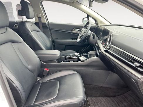 Certified 2025 Kia Sportage EX w/ EX Premium Package AWD/4WD image 13
