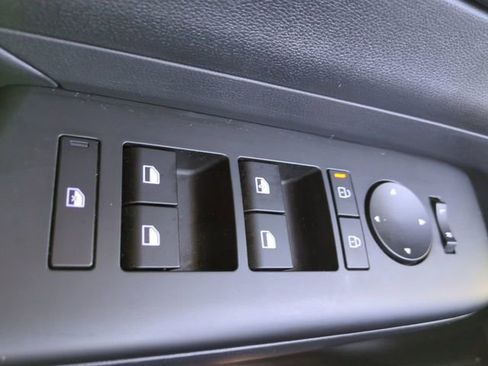 Used 2024 Hyundai Kona SEL FWD image 23