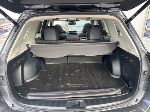 Used 2024 Subaru Forester Limited image 31