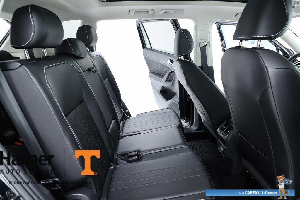 Used 2023 Volkswagen Tiguan SE w/ Panoramic Sunroof Package FWD image 37