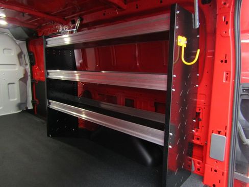 Used 2024 Ford E-Transit Base image 7