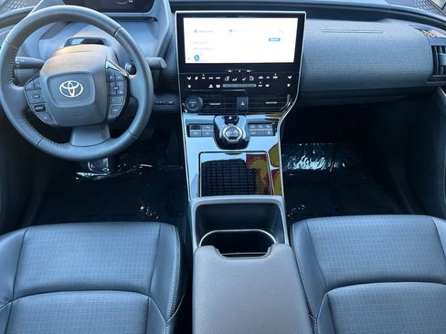 Used 2024 Toyota bZ4X Limited image 16