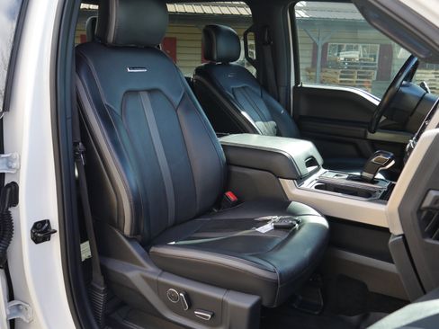 Used 2019 Ford F150 Platinum w/ Equipment Group 701A Luxury image 29