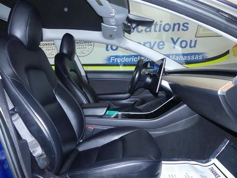 Used 2018 Tesla Model 3 Long Range image 8