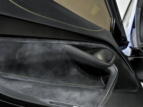 Used 2018 McLaren 720S RWD image 21