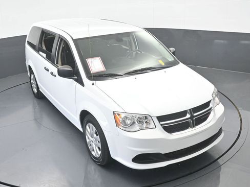 Used 2020 Dodge Grand Caravan SE image 44