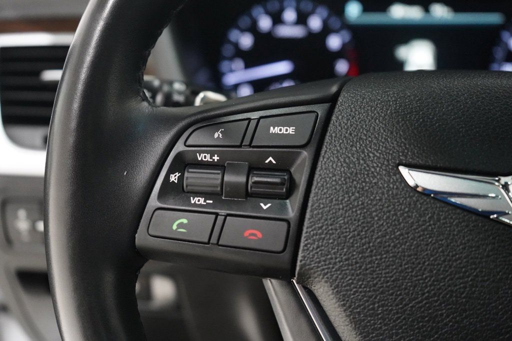 Used 2018 Genesis G80 3.8 w/ Option Group 03 AWD/4WD image 23