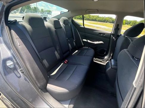 Used 2025 Nissan Altima 2.5 SV FWD image 24