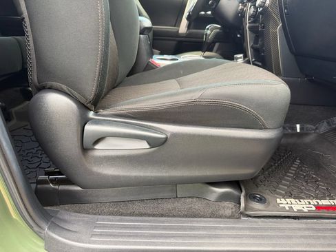 Used 2022 Toyota 4Runner Trail Special Edition AWD/4WD image 28