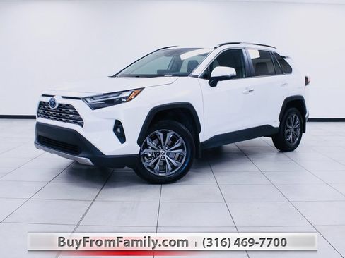 Used 2024 Toyota RAV4 Limited image 1