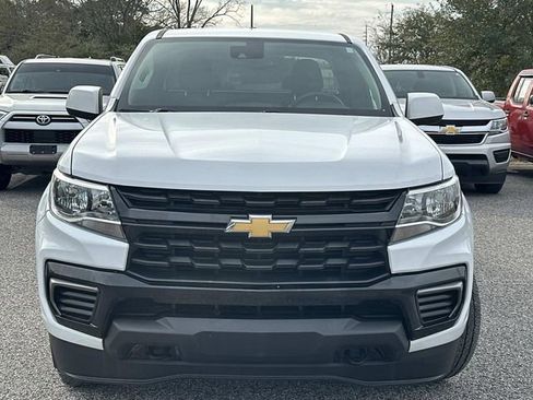 Used 2022 Chevrolet Colorado LT w/ Safety Package AWD/4WD image 3