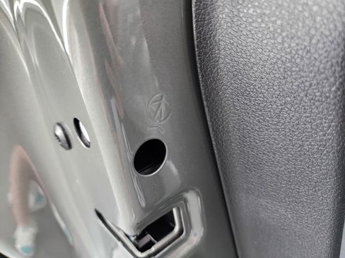 Used 2024 Audi Q3 2.0T Premium image 37