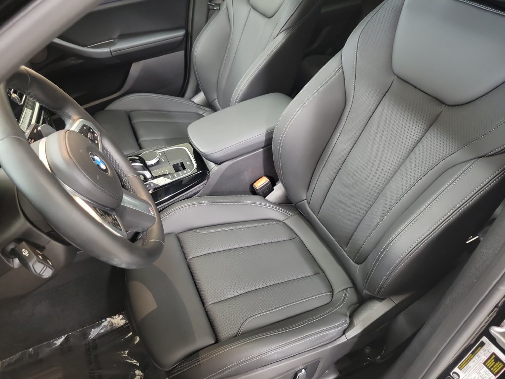 Certified 2024 BMW X4 xDrive30i w/ M Sport Package AWD/4WD image 14