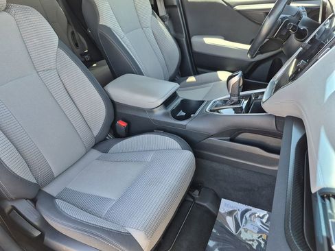 Used 2022 Subaru Outback Premium AWD/4WD image 16