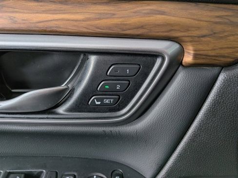 Used 2021 Honda CR-V EX-L image 9