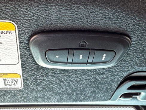 Used 2024 Jeep Wrangler Unlimited Sahara w/ Technology Group image 18