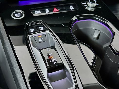 Used 2025 Audi A5 2.0T Premium w/ Convenience Package image 7