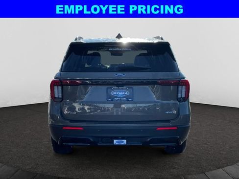 New 2026 Ford Explorer ST-Line w/ ST-Line Street Pack AWD/4WD image 4