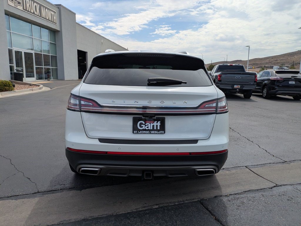 Used 2022 Lincoln Nautilus Reserve w/ Equipment Group 202A AWD/4WD image 4