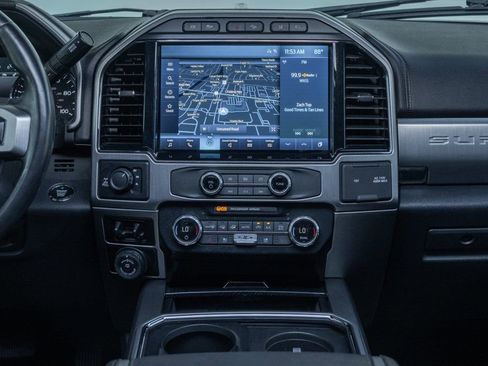 Used 2022 Ford F250 Platinum w/ FX4 Off-Road Package image 17