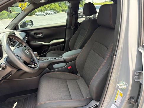 Used 2024 Honda HR-V Sport image 38