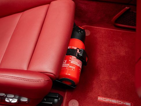 Certified 2022 Porsche 718 Boxster RWD image 36