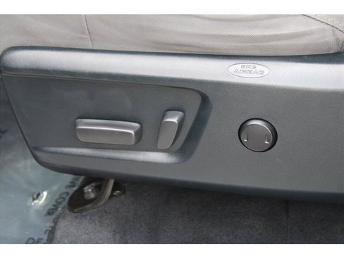 Used 2018 Toyota Tundra SR5 w/ SR5 Upgrade Package RWD image 13