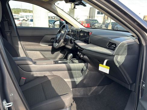 New 2026 Nissan Kicks S image 10