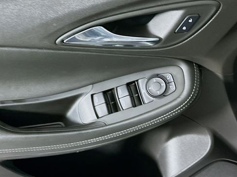 Used 2023 Buick Encore GX Preferred image 15