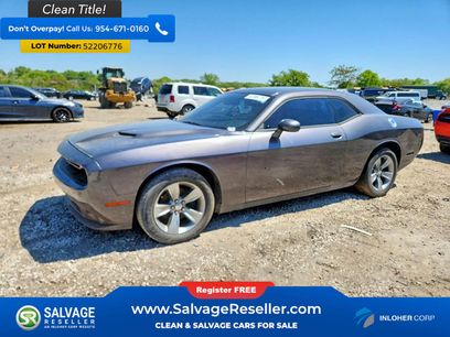 Used 2016 Dodge Challenger SXT