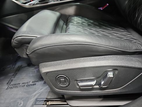Used 2021 Audi S7 Premium Plus w/ S Sport Package image 29