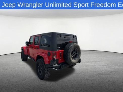 Used 2018 Jeep Wrangler Unlimited Sport AWD/4WD image 8