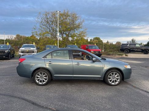 Used 2012 Lincoln MKZ image 3