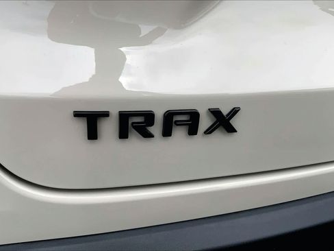 Certified 2026 Chevrolet Trax RS w/ Sunroof Package FWD image 31